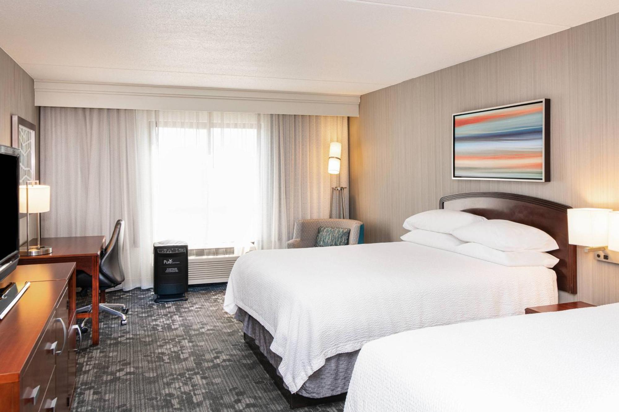 Courtyard By Marriott Bloomington Otel Dış mekan fotoğraf