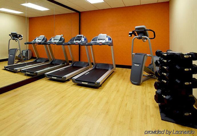 Courtyard By Marriott Bloomington Otel Konforlar fotoğraf