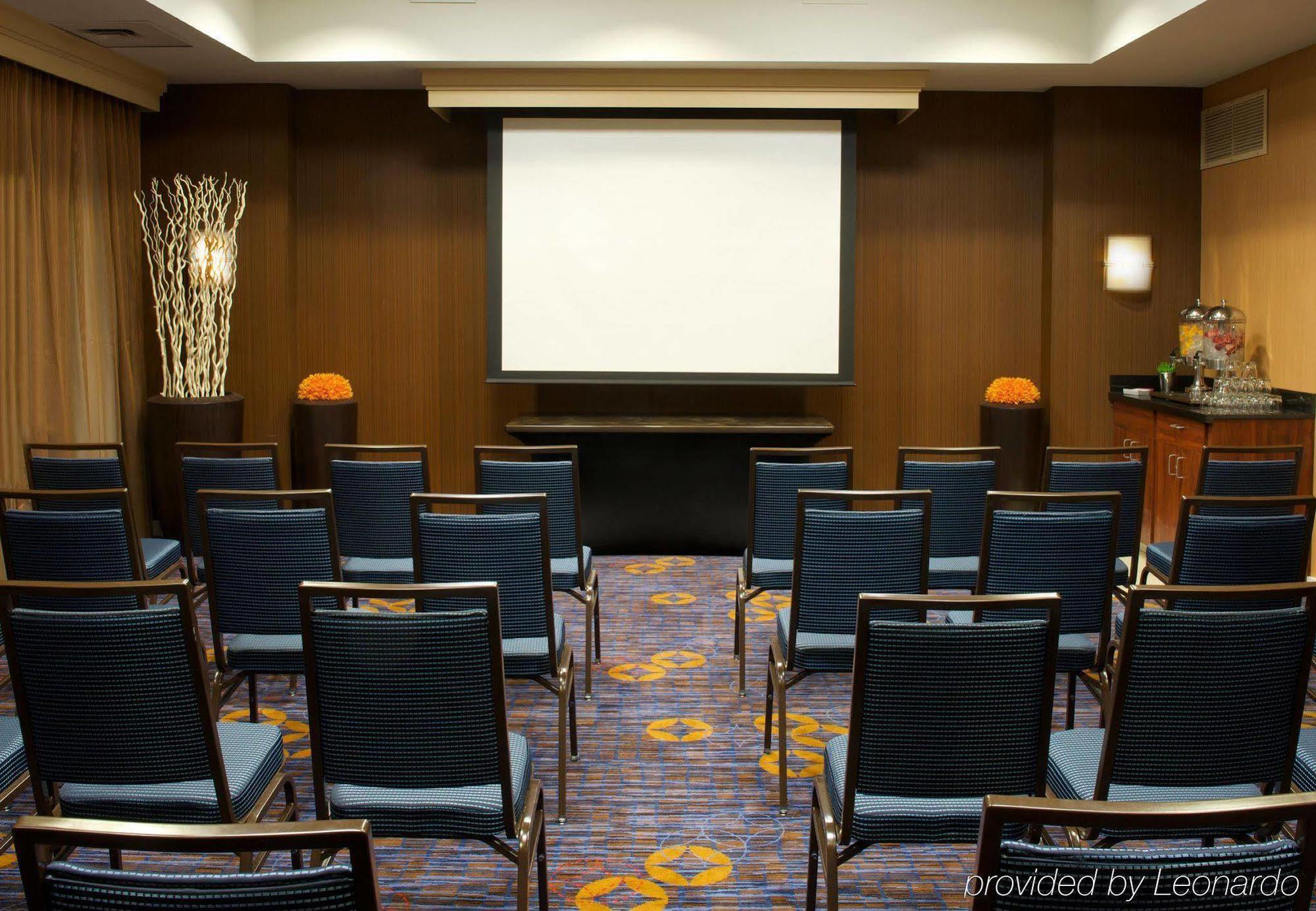 Courtyard By Marriott Bloomington Otel Dış mekan fotoğraf